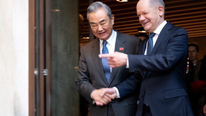 China courts frazzled Europe as Western alliance wavers