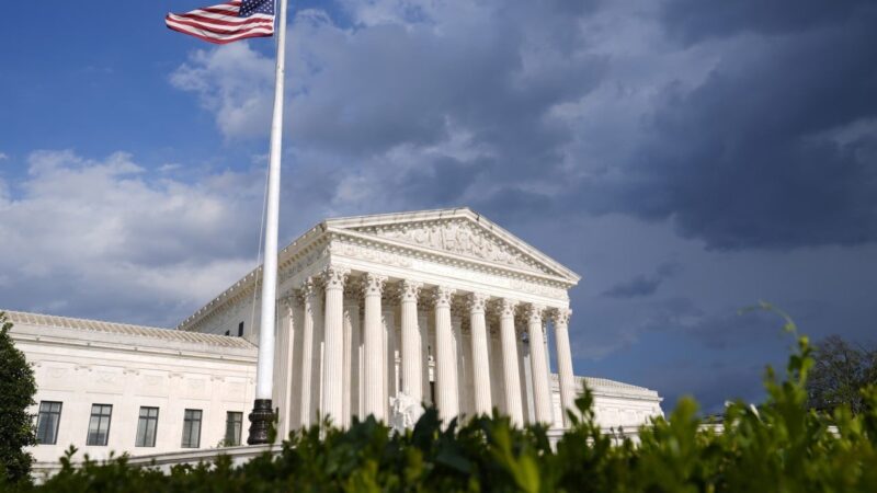 Trump takes battle to reinstate fired federal workers to US Supreme Court
