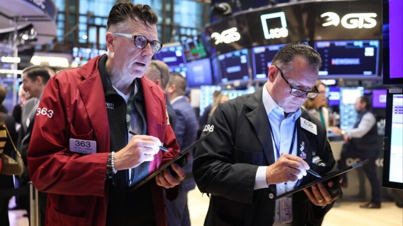 US stock market leads global decline after Trump unveils tariffs