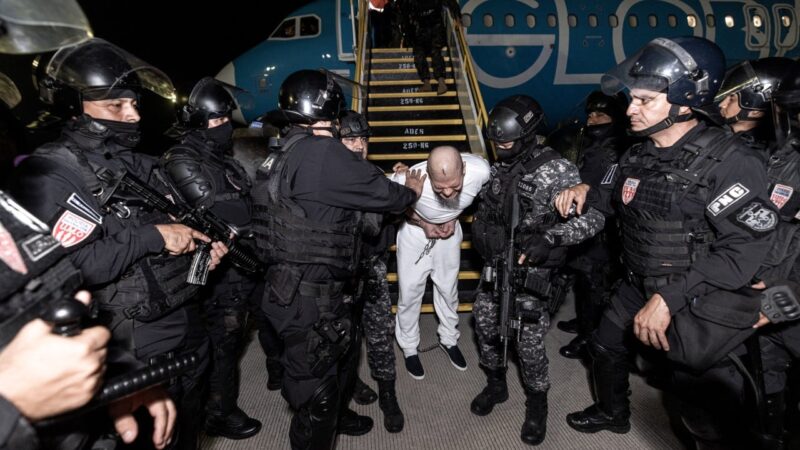 US judge finds cause to hold Trump admin in contempt over El Salvador deportations