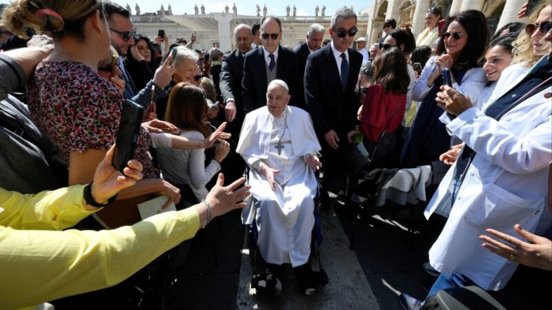 Pope Francis makes surprise appearance amid pneumonia recovery