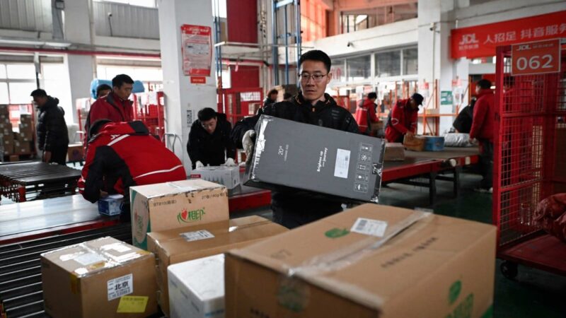 E-tail giants to help China’s tariff-hit exporters pivot to home market