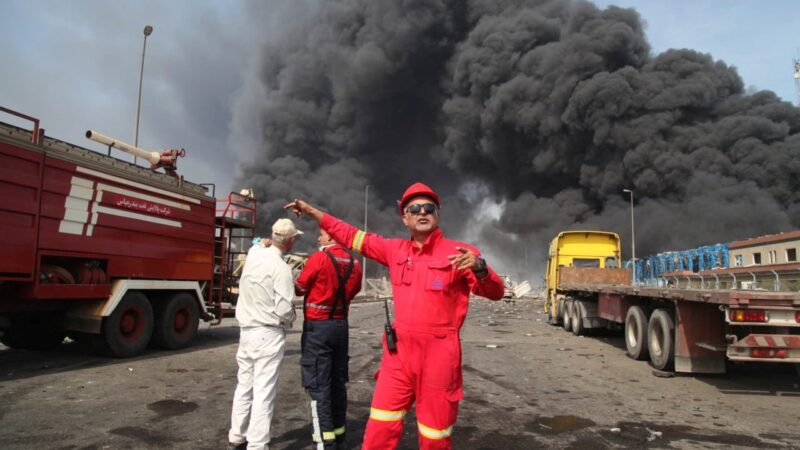 4 die in Iran, over 500 injured in port explosion