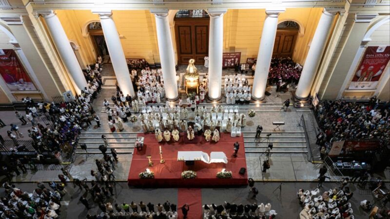 Peruvians celebrate new pope from adoptive city, praise his ‘big heart’