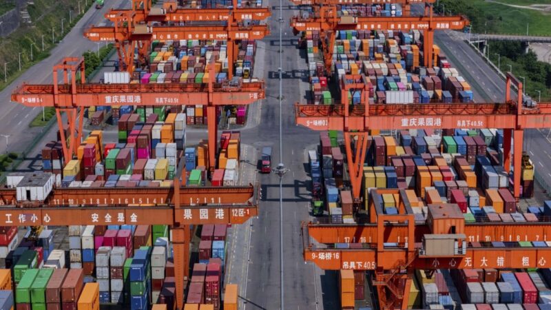 Trump’s trade war starts to bite as China’s cargo shipments slump