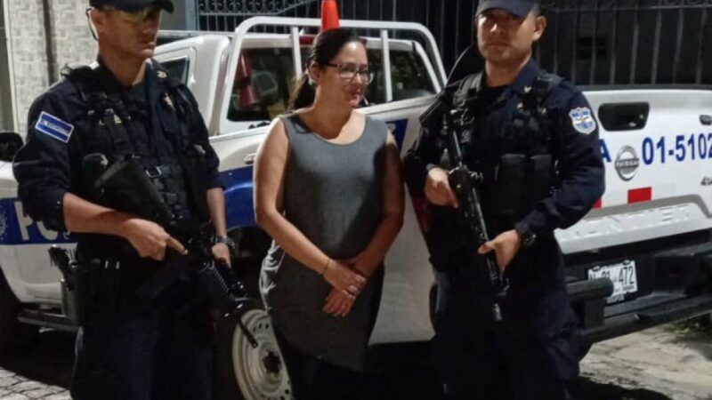 El Salvador arrests human rights lawyer helping deported migrants