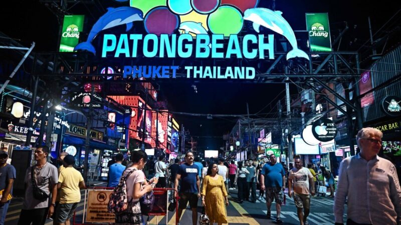 Thai restaurant owner calls for more public toilets after defecation issues