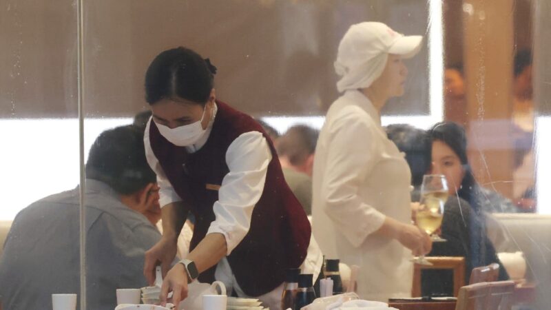 Imported workers ‘lifeline’ for struggling Hong Kong restaurants: trade chiefs