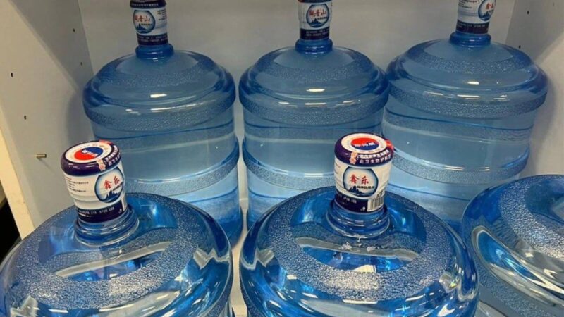 Hong Kong suspends bottled water deal with mainland firm, files police report