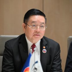 Secretary-General of ASEAN meets with the President of ERIA
