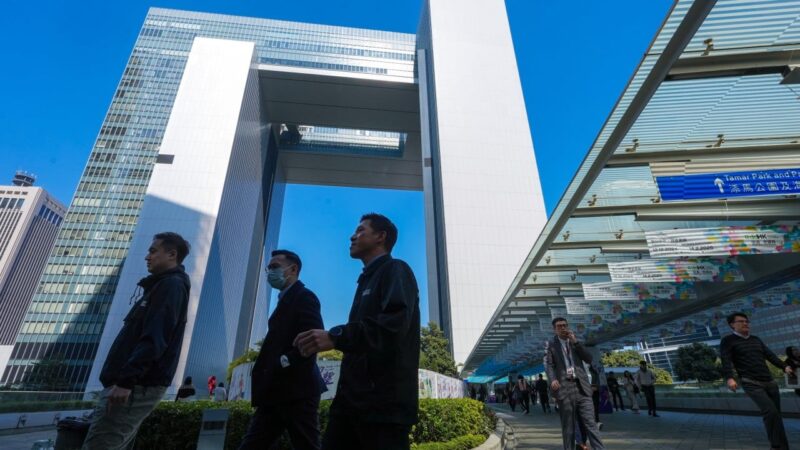 Top Hong Kong civil servants worried by accountability policy ‘had better go’: Lee