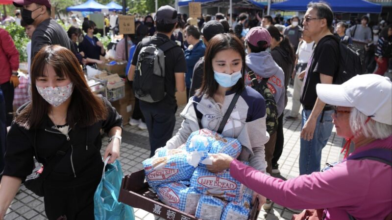 ‘Hongkongers’ solidarity’: volunteers pick up pieces for Tai Po fire victims