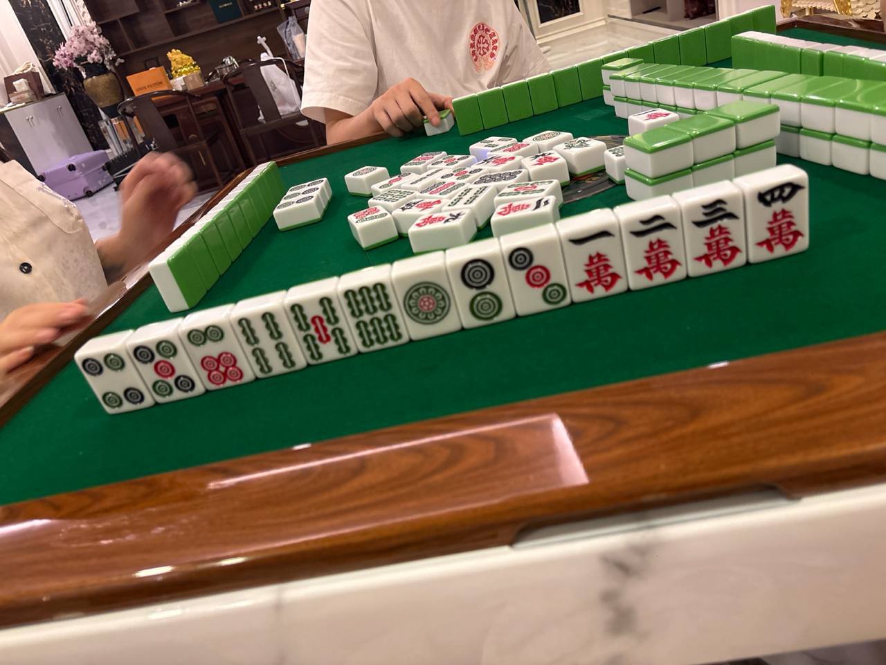 #网友分享 外面都在炸,我们在摸牌
柬埔寨大部分地 #网友分享 外面都在炸,我们在摸牌
柬埔寨大部分地
