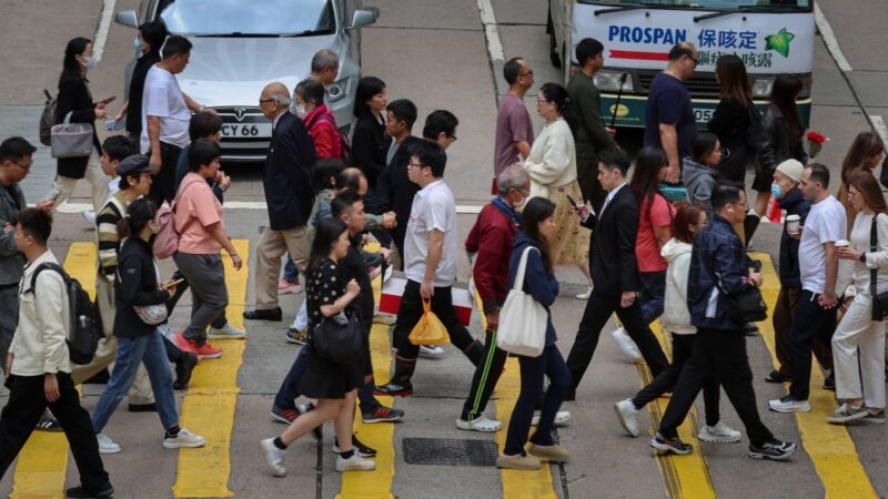 31% of scam victims calling Hong Kong helpline had possible suicidal tendencies
