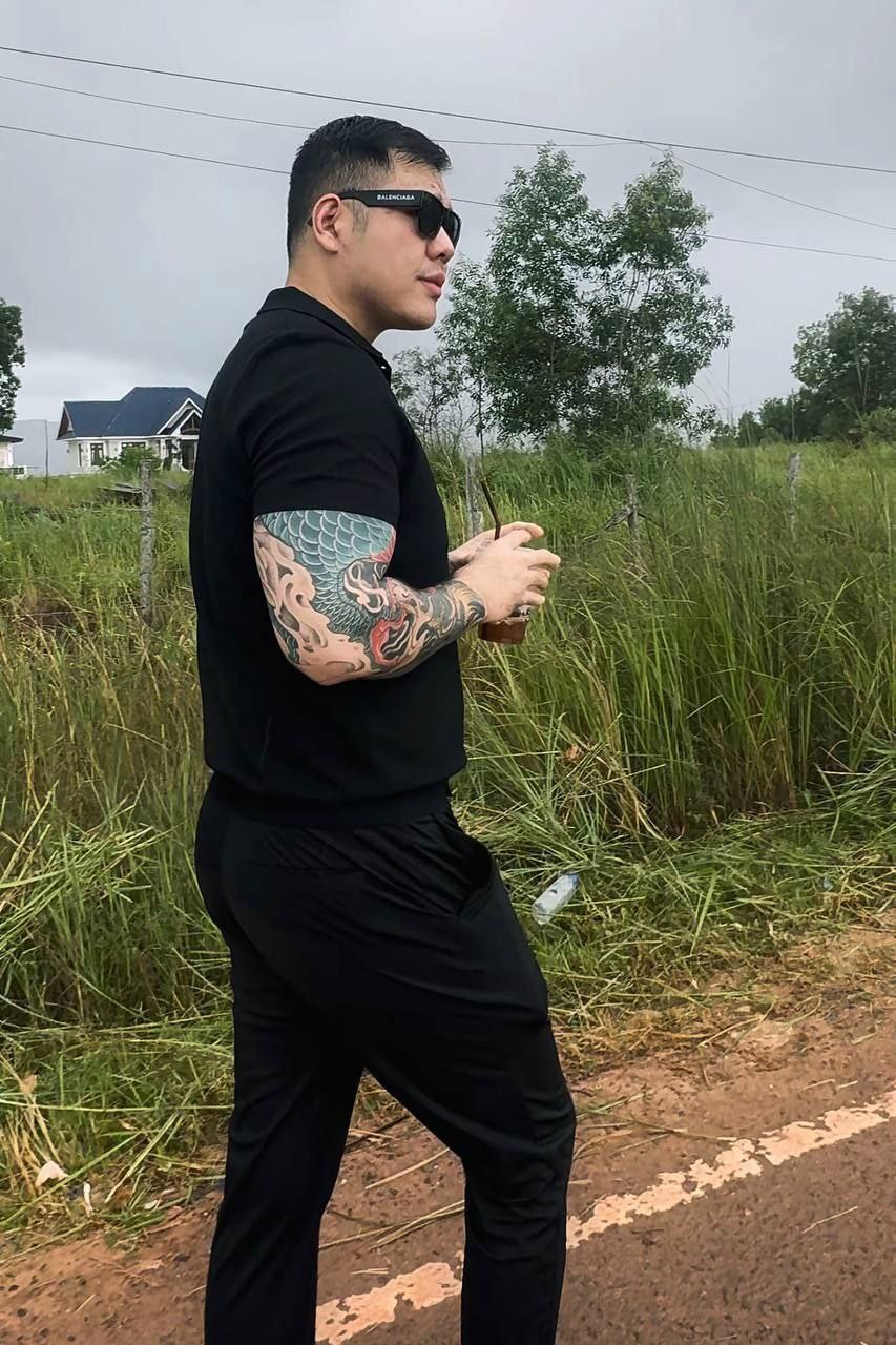 #网友投稿 #暹粒 #秦浩楠 #贩卖人口
马超,真名 #网友投稿 #暹粒 #秦浩楠 #贩卖人口
马超,真名