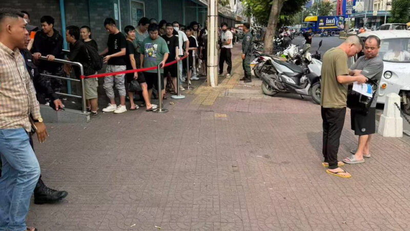 【🇰🇭金边/使馆门前依然人满为患】

今日（1月19日）