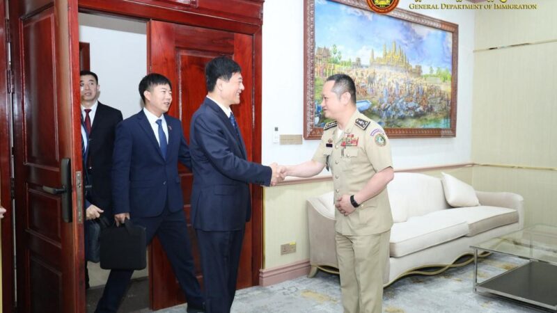 #重磅消息：刘忠义访问柬埔寨

中国公安部部长助理刘忠义