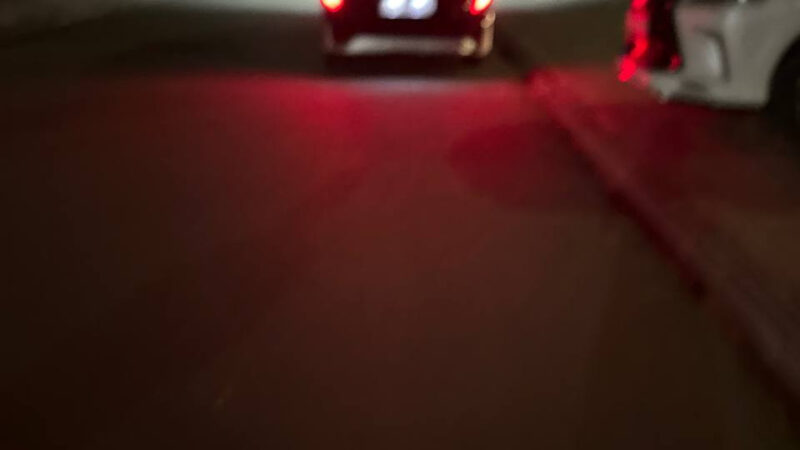 #网友投稿
据说西港的龙凤轩园区背后有强大的保护伞，物业洪