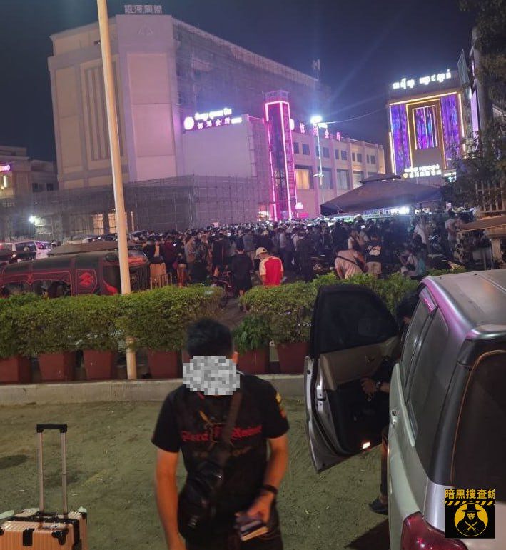 #网友反馈:木牌这边今晚已经人山人海了
PS:不知道的 #网友反馈:木牌这边今晚已经人山人海了
PS:不知道的