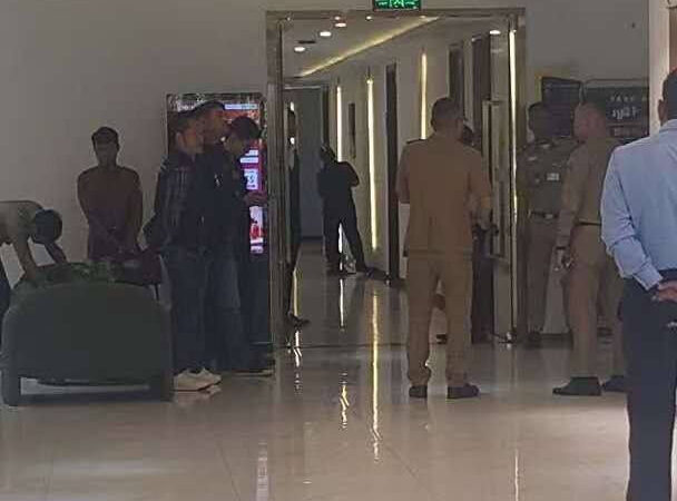 #网友反馈：金边澜海酒店 查楼捉了7个人
5个应该是台湾男