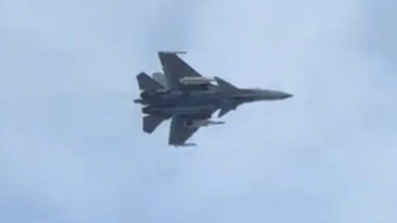 Has the YJ-15 missile been deployed to the Chinese navy? A photo gives clues