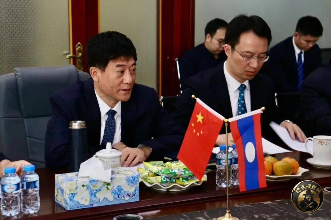 刘忠义一行访问金三角特区
2月3日,中国、老挝公安部代 刘忠义一行访问金三角特区
2月3日,中国、老挝公安部代