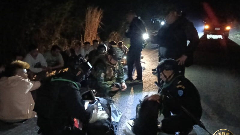 泰国军方在波贝边境抓捕16名中国籍涉诈人员

2月13日