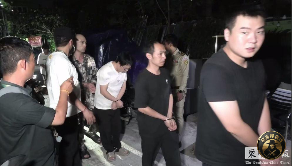 西港警方捣毁一处毒品窝点 拘捕近50名中越籍嫌疑人

柬