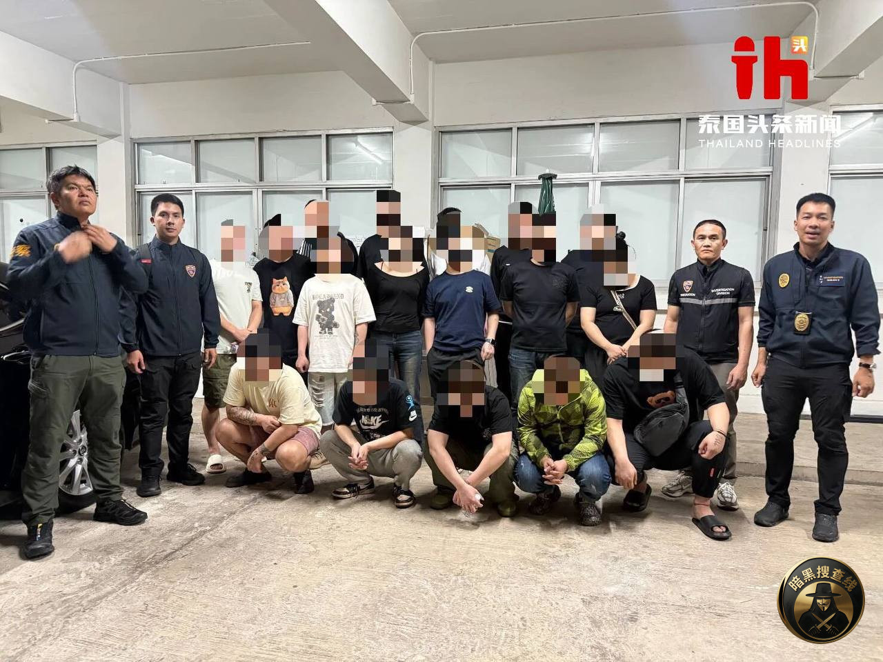 曼谷突袭17名中国籍嫌疑人落网

泰国移民局在曼谷Lat