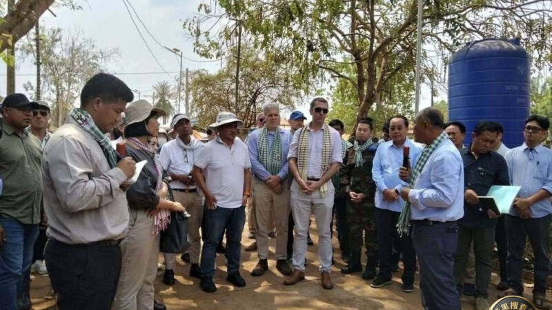 柬埔寨邀请多国使节视察柬泰边境 控诉泰军仍占柬领土

2