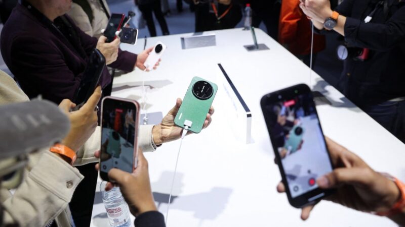 Xiaomi, Alibaba ramp up AI recruitment amid global talent war