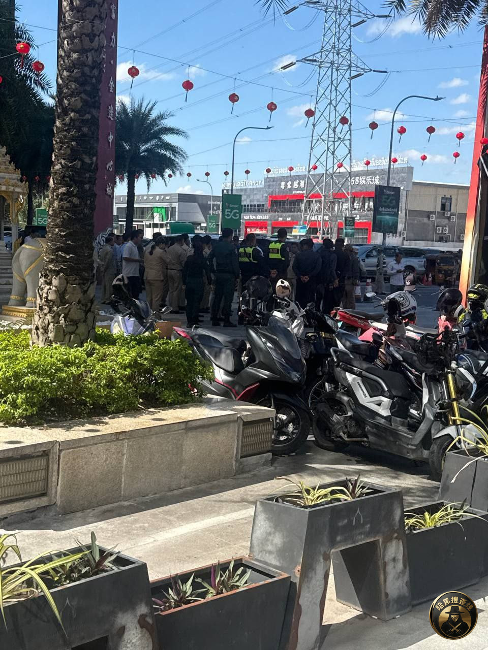 #最新消息:
刚刚大批宪兵已经进入金边富力城了,在富力 #最新消息:
刚刚大批宪兵已经进入金边富力城了,在富力