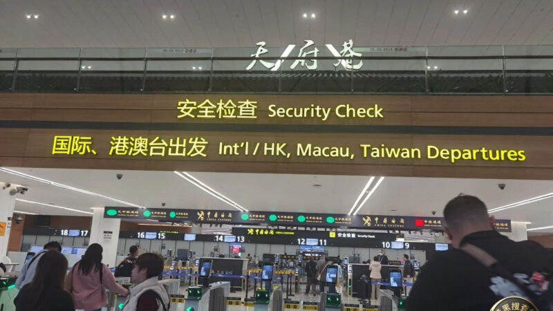 #网友投稿 #柬埔寨

最近海关查很严，个个都带上邀请函
