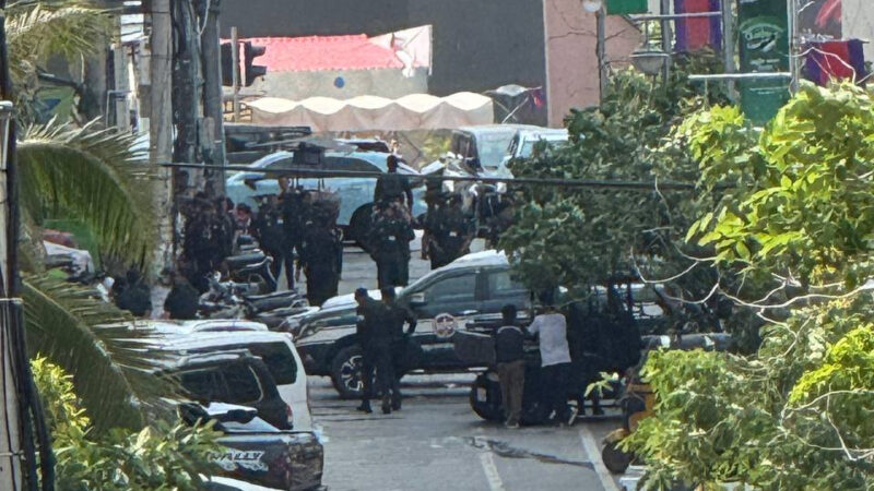 #突发事件：🇰🇭西港“砖石赌场”，刚刚宪兵抵达现场包围起来了
