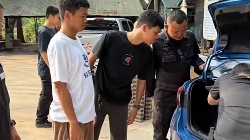 泰国边境突袭！捣毁诈骗网络 查获64部手机

泰国中文社