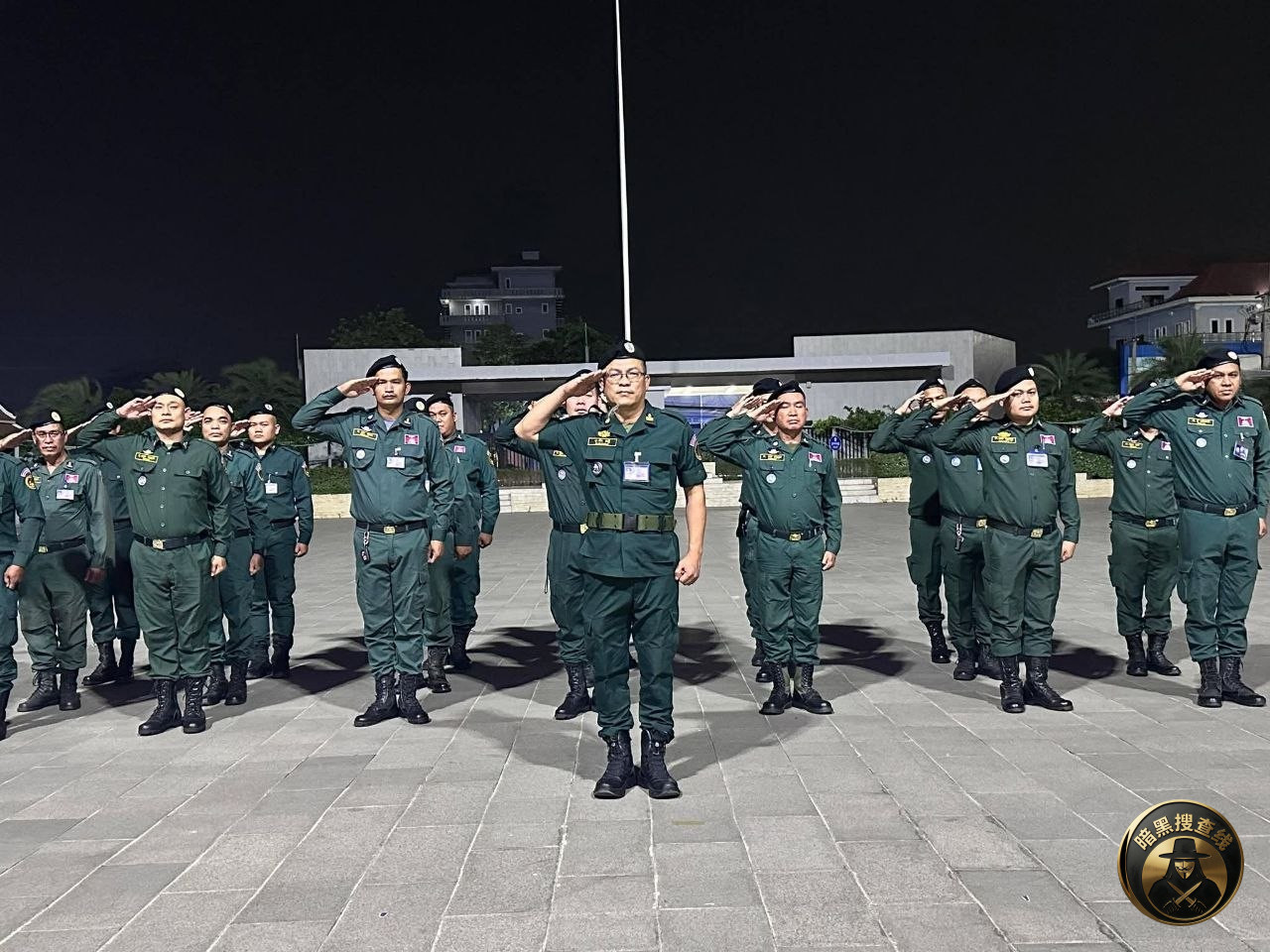 金边特别行动:警方联合移民总局夜间突击 检查非法移民 金边特别行动:警方联合移民总局夜间突击 检查非法移民
