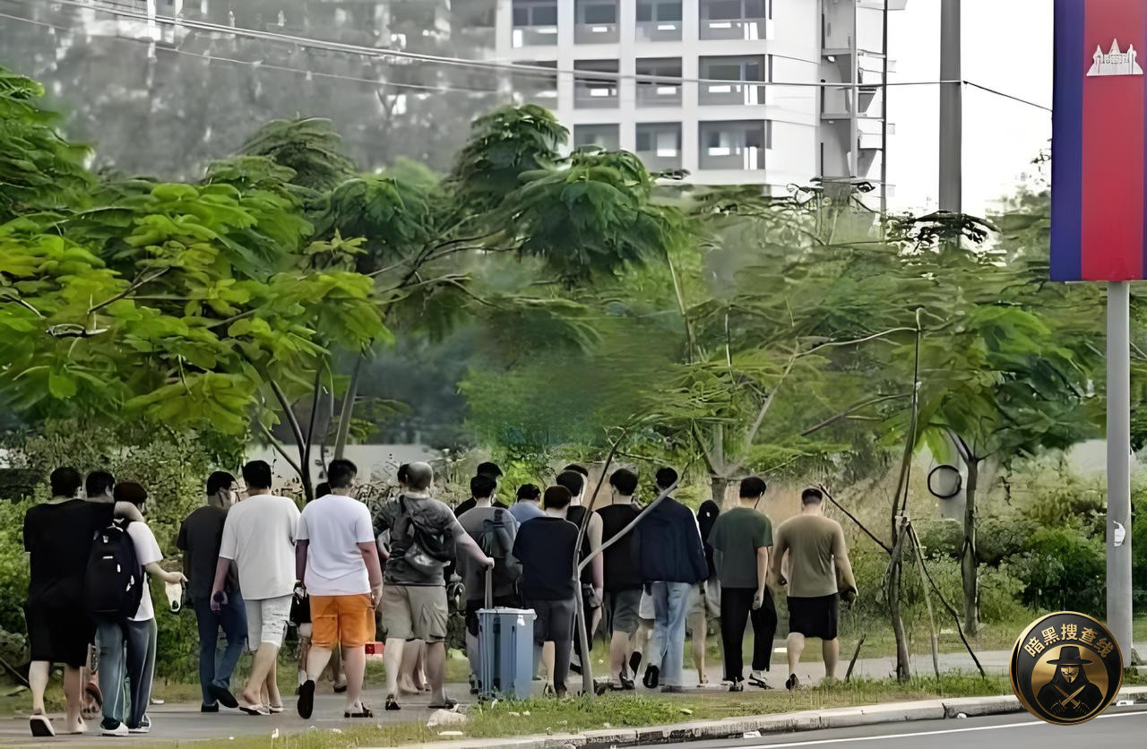 #网友投稿:个人观点不喜勿喷,斯里兰卡肯定要完蛋
近期 #网友投稿:个人观点不喜勿喷,斯里兰卡肯定要完蛋
近期