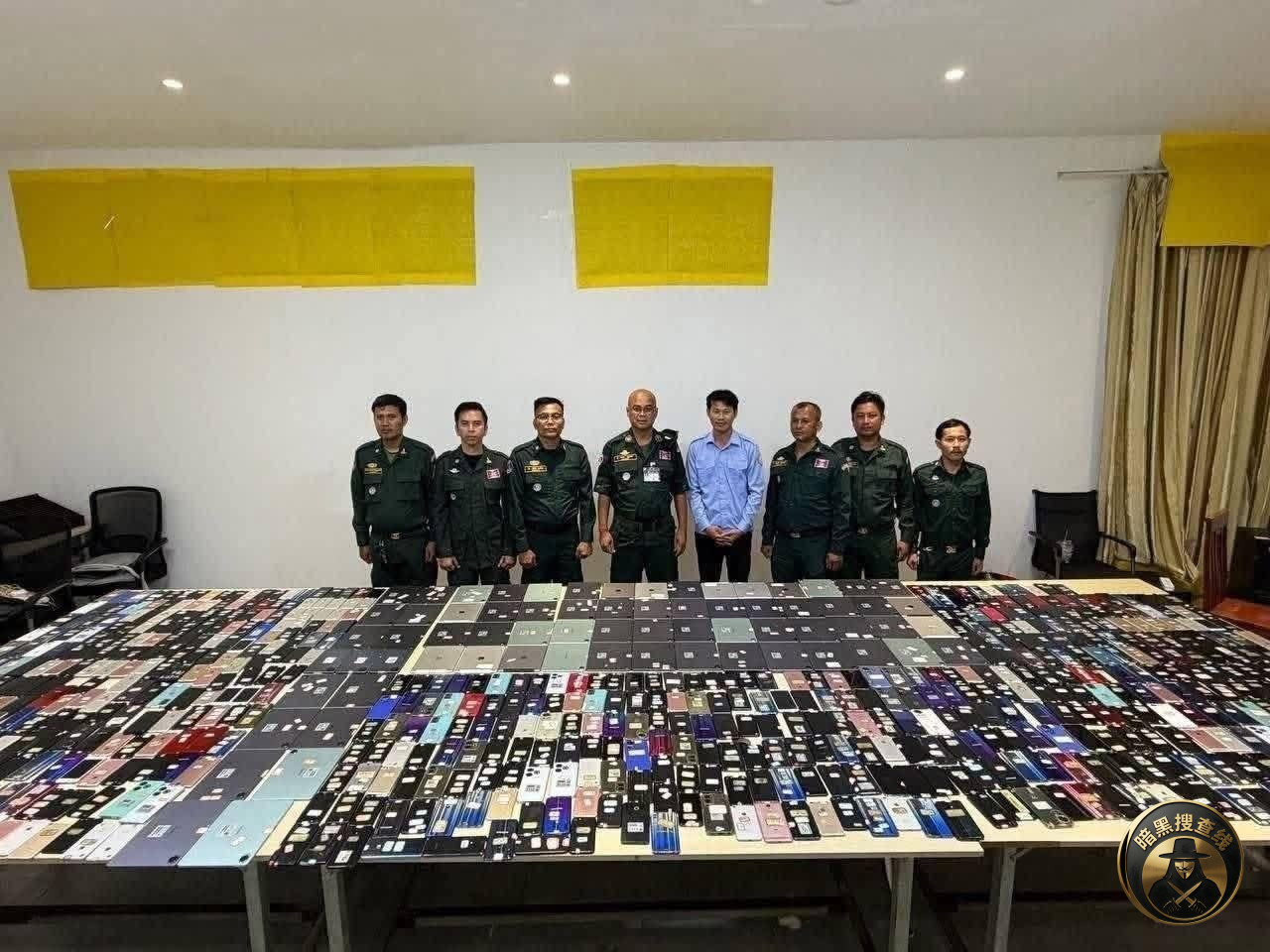 #最新消息:🇰🇭木牌大上海园区抓捕107名狗推
柬埔寨 #最新消息:🇰🇭木牌大上海园区抓捕107名狗推
柬埔寨