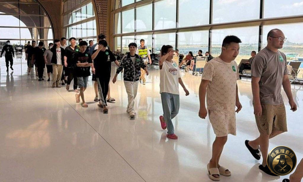 柬埔寨今天一口气遣返327名中国人!全部涉在线诈骗 柬埔寨今天一口气遣返327名中国人!全部涉在线诈骗