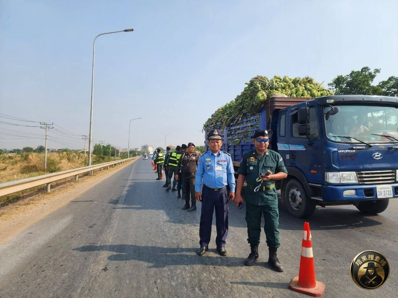 #网友反馈
金边这边5号国道已经开始严起来了,不少联 #网友反馈
金边这边5号国道已经开始严起来了,不少联