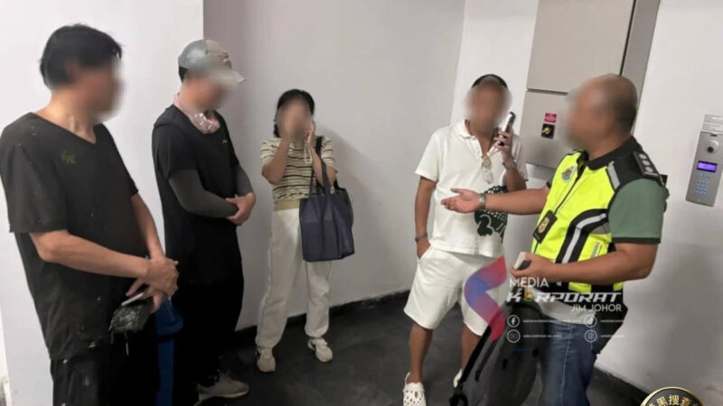 马来西亚突袭豪宅！4名中国人被捕，13本护照曝出跨国证件造假
