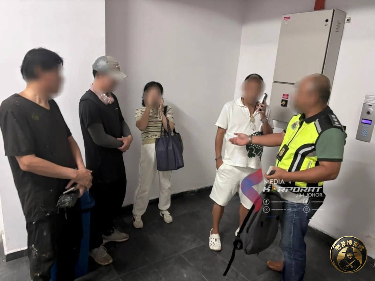 马来西亚突袭豪宅！4名中国人被捕，13本护照曝出跨国证件造假
