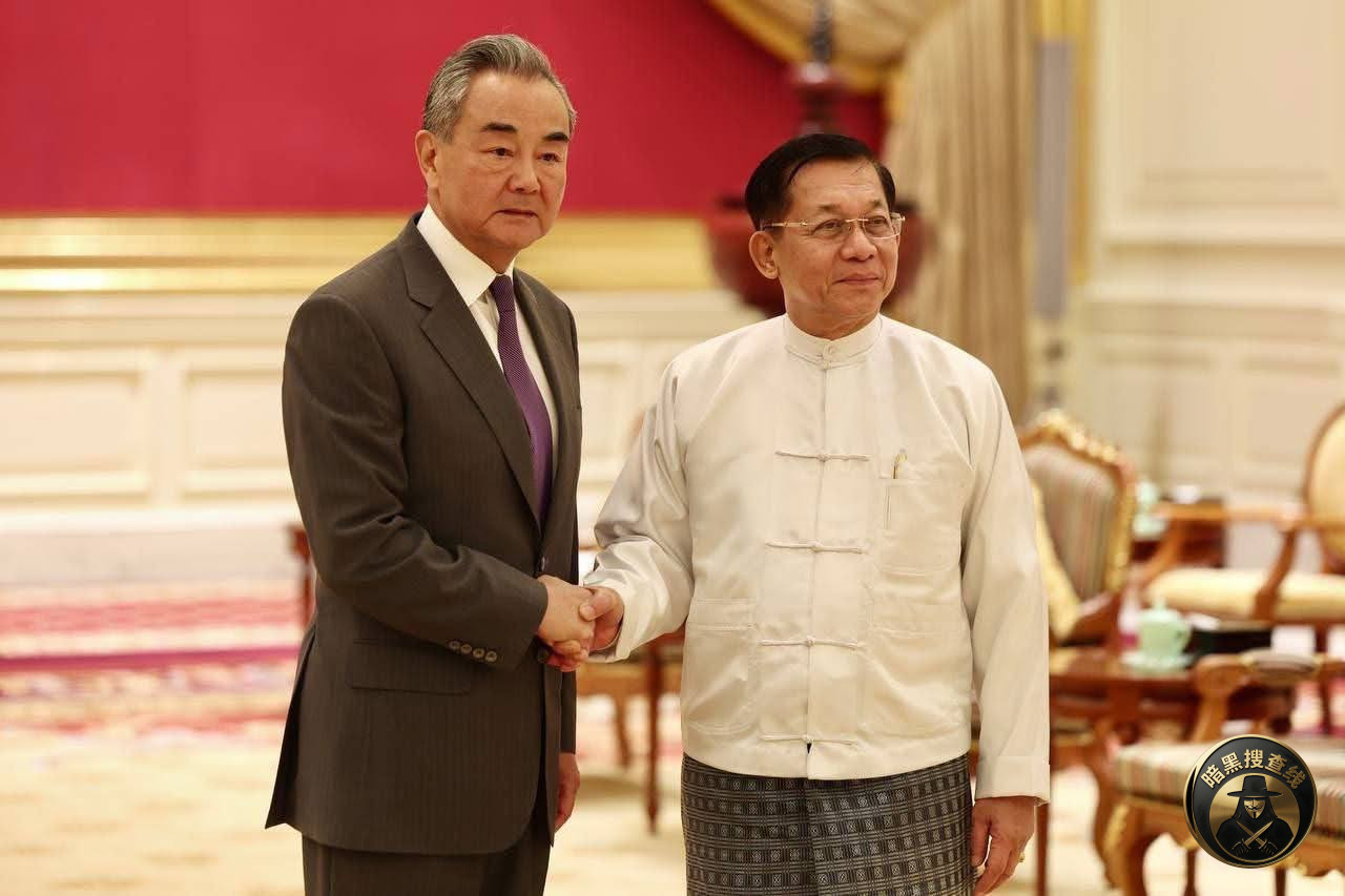 #中国外长王毅将访缅等三国
中国外交部发言人郭嘉昆4月 #中国外长王毅将访缅等三国
中国外交部发言人郭嘉昆4月