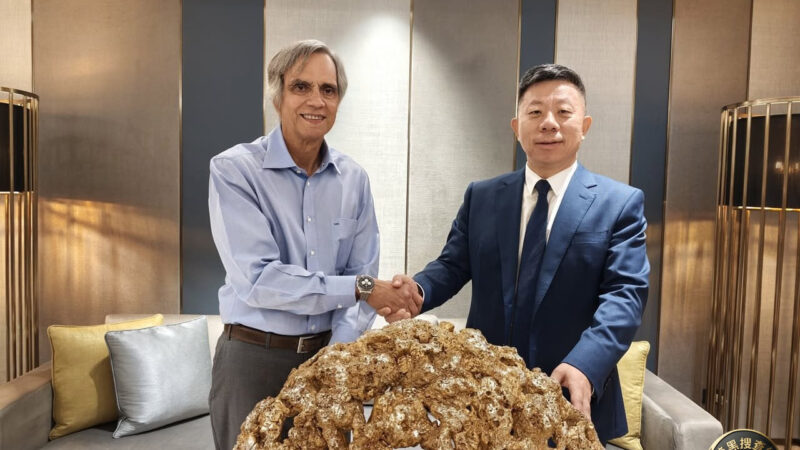 #菲律宾港口大亨拉松会见中国大使黄溪连：双方谈贸易与投资合作