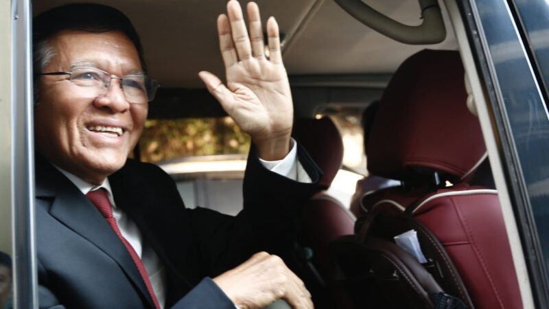 Hun Sen pardons detained Cambodia opposition leader Kem Sokha