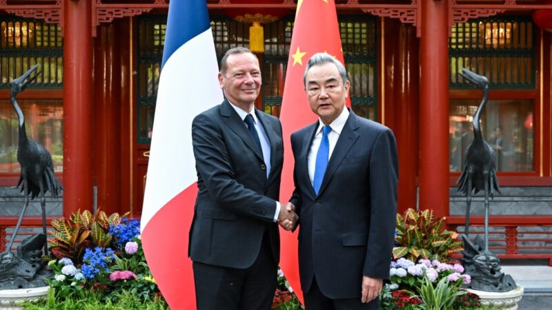 Beijing urges France to respect one-China principle during high-level talks