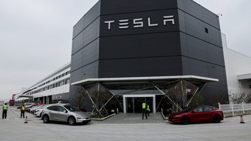 Elon Musk joins Trump’s Beijing delegation as a ‘natural bridge’ for trade