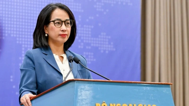Vietnam asks China and Philippines to respect its sovereignty over Spratlys