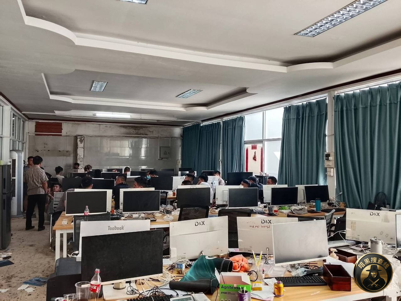 #最新消息： 🇱🇦老挝万象公安总局警方在万象市塔銮努亚村抓获