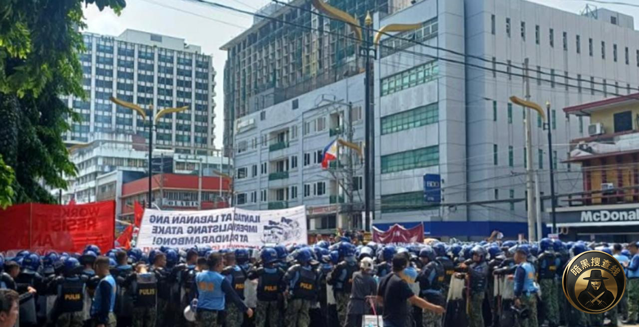 #菲媒报道

马尼拉多地抗议活动爆发冲突

6月12